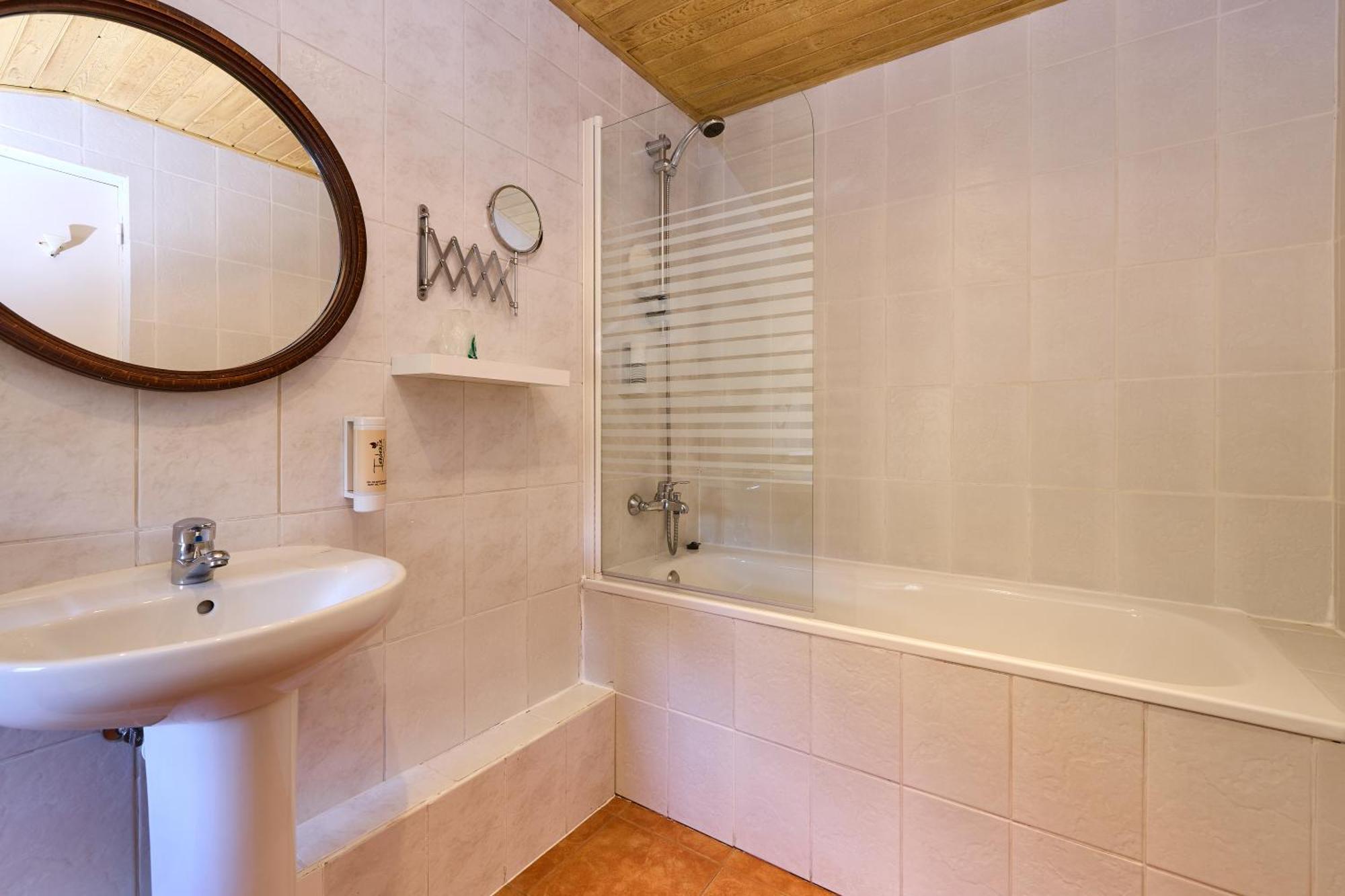 Hotel Peretol Сольдеу Номер фото